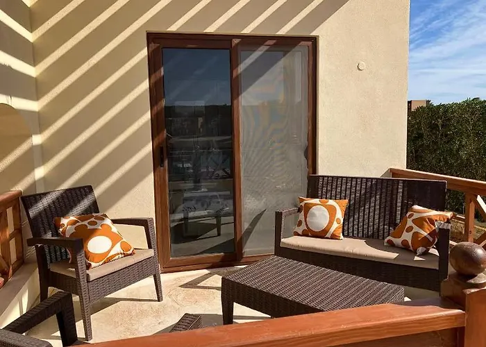 Spacious Outdoor Area Featuring A Swimming Pool ! Hurghada